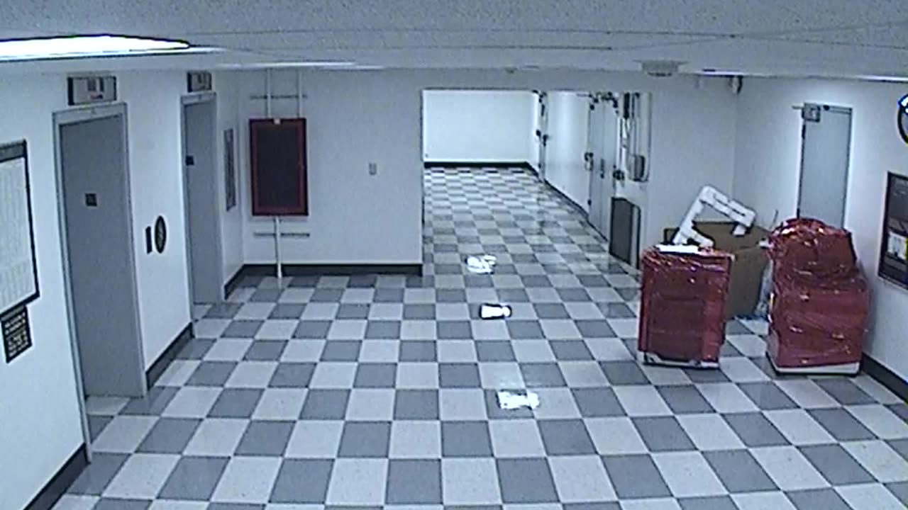 6043RHOBG2G201ALobby_2021-01-06_10h00min00s920ms.mp4