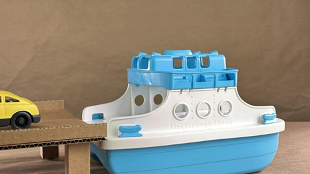 Green Toys Ferry Boat Toy, Blue/White