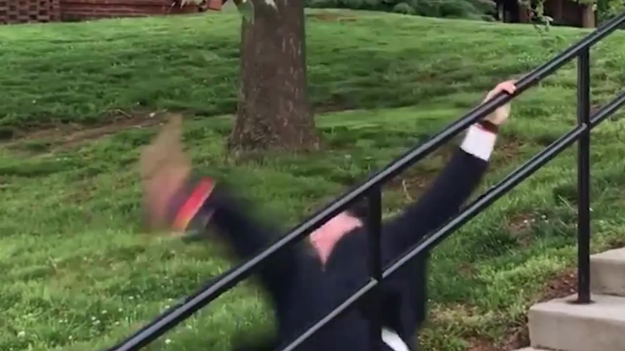 The end 😂😂😂 #funny #fails #shorts #reels #viral #humorexpose