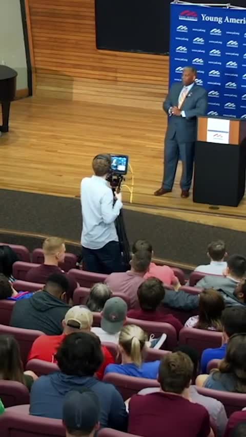 Allen West keeping it real and absolutely wrecks BLM answering a questioner.