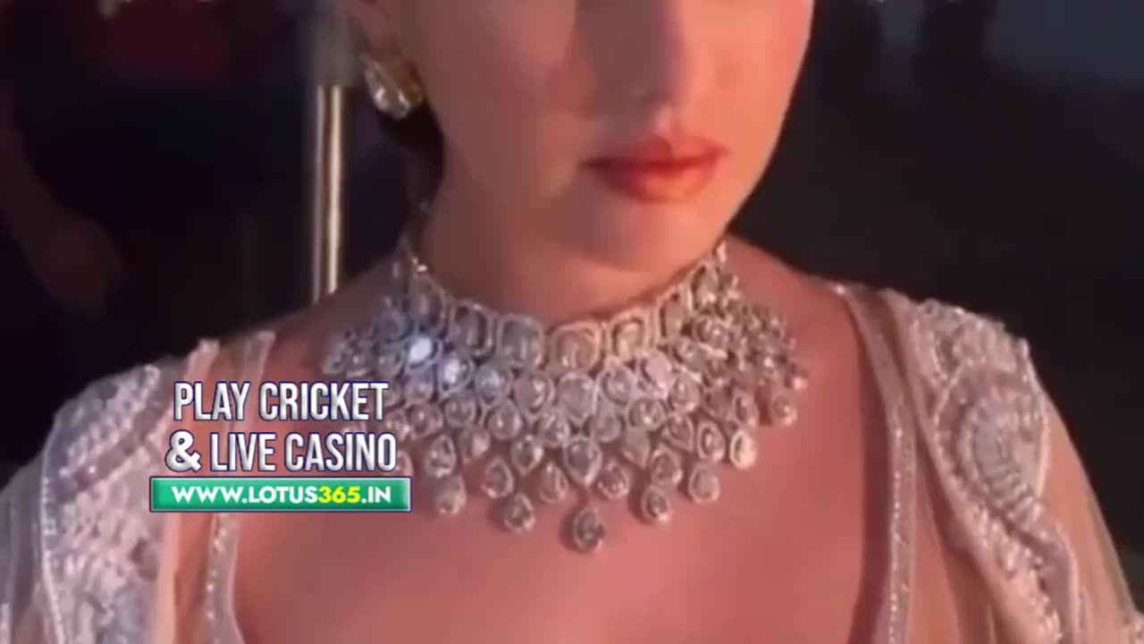 Bollywood Girl Atittude.ðŸ˜ðŸ˜°ðŸ˜±