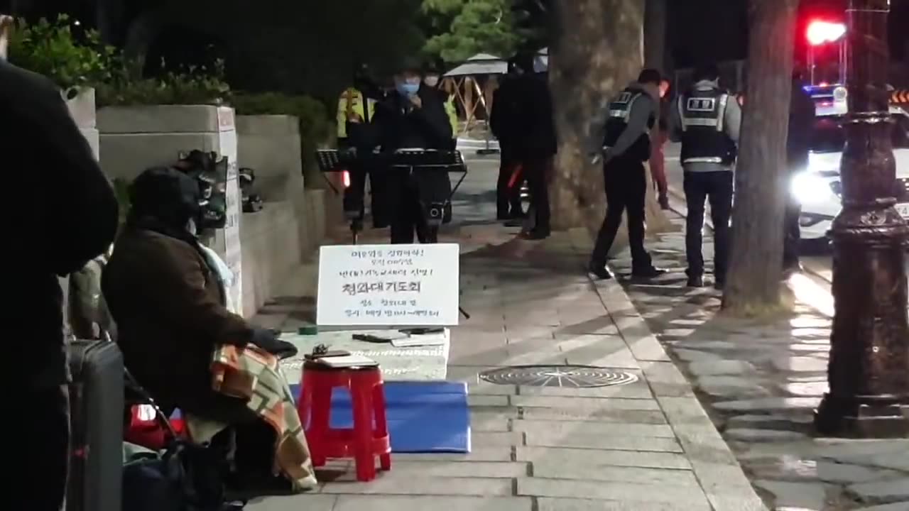 20200403_V3_S01(VPpCpOAktu0)미친권력을 밑에서 옹호하기 때문에 벌어지는 안타까운 현실