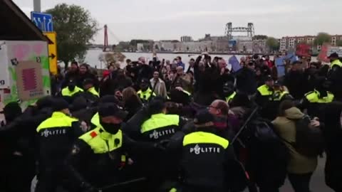 Police Violence in the Netherlands HD!!!