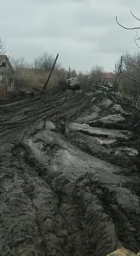 Front roads, neighborhoods of Bakhmut.