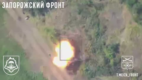 💥 Ukrainian Bradley Hit by Lancet Drone near Zaporozhye | Real Combat Footage