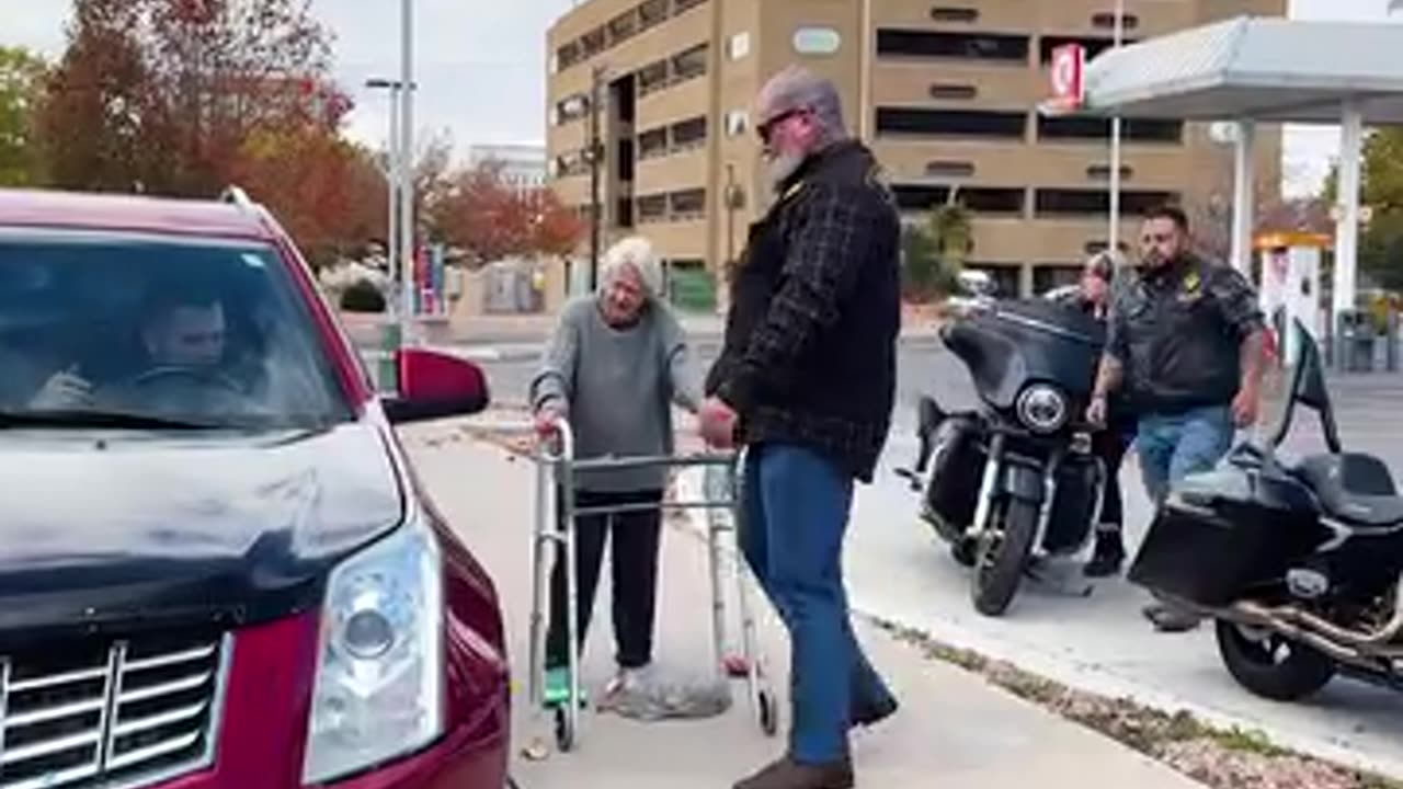 Bikers taught the ill-mannered man a lesson