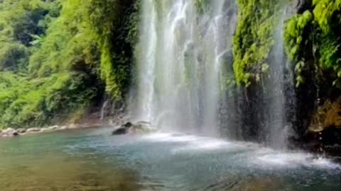 Curtain waterfalls