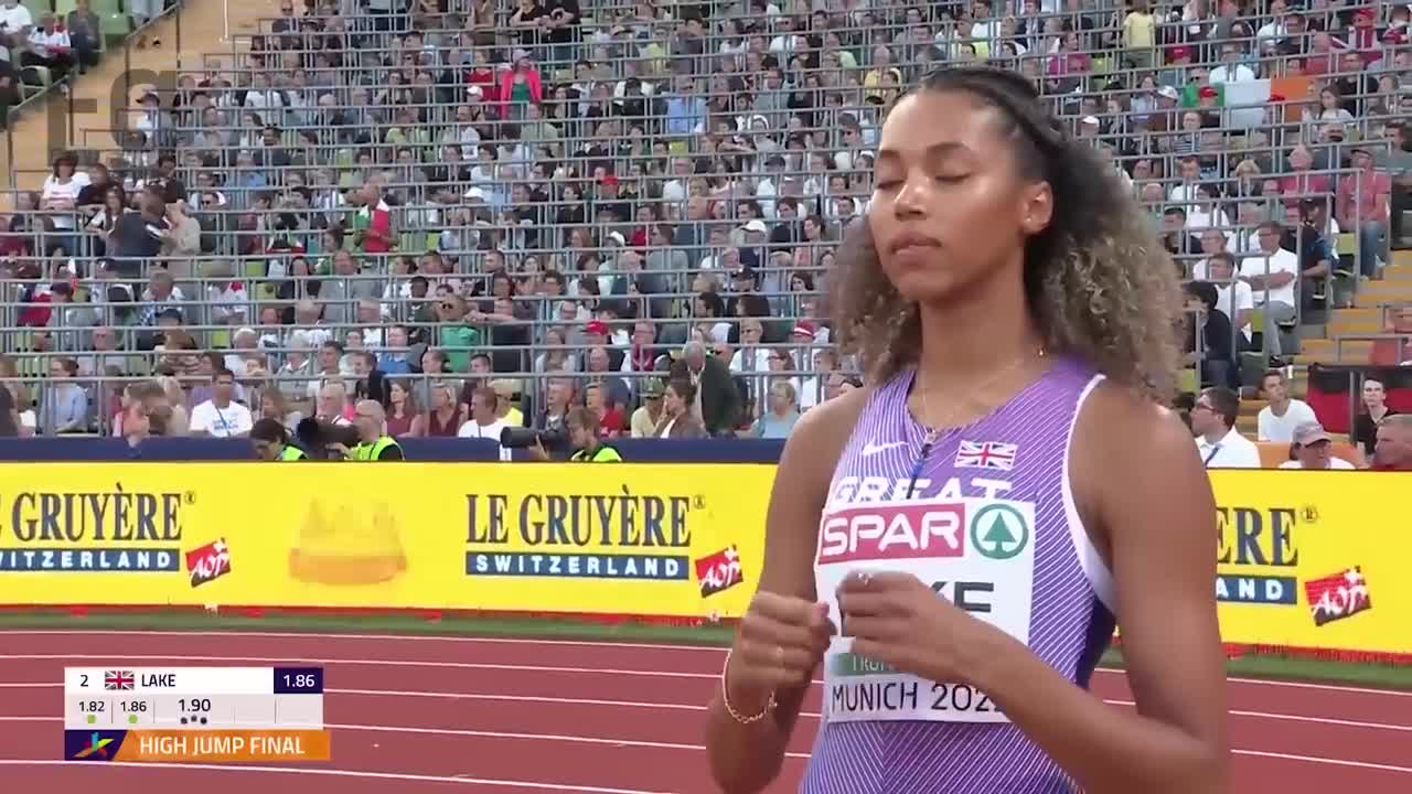 20 funny moments of women at sports