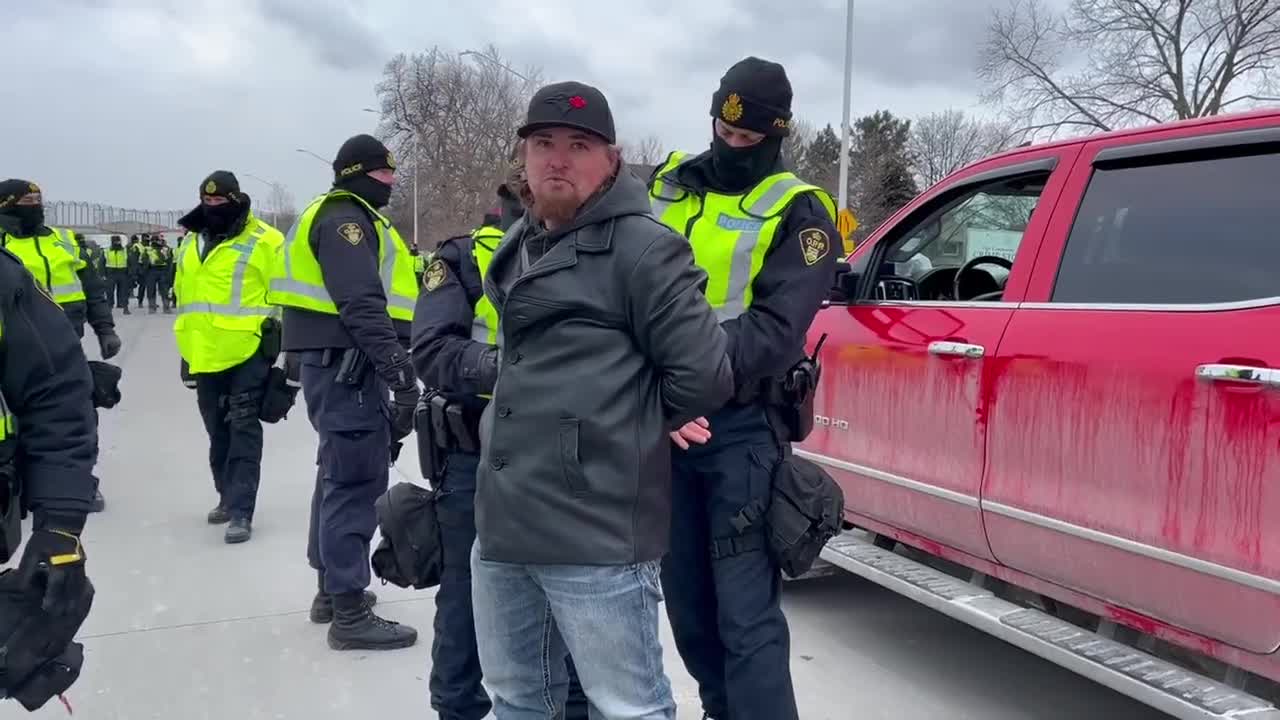 Truckers Ambassador Bridge Canadian Side