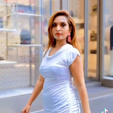 Girl in public 😘😍