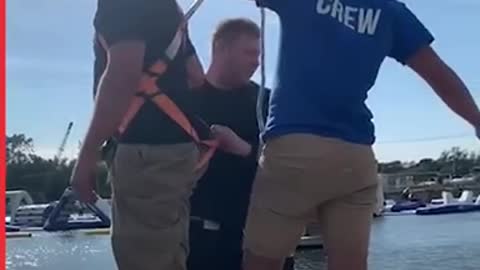 Lads trick their mate with fear of heights into bungee jump | LADbible