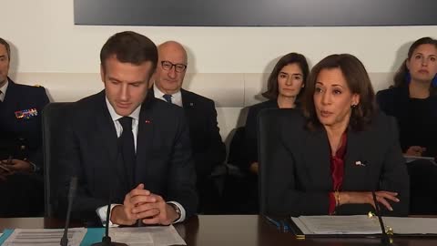 Échange avec la vice-présidente Kamala Harris et les acteurs du spatial au siège de la NASA.