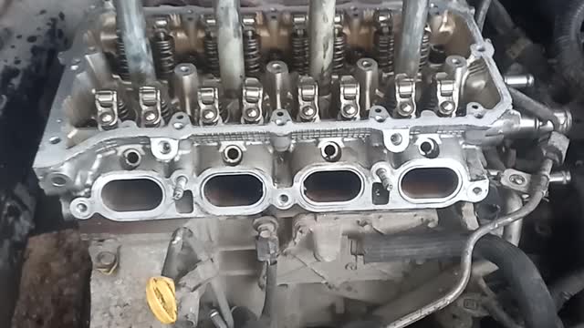 2ZR cylinder head replacement.