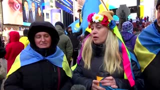 Protesters in Times Square call for peace in Ukraine