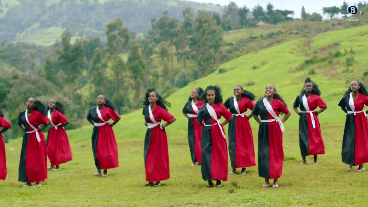 WAAN LAMA Oromo Music by Urgesa Eshetu