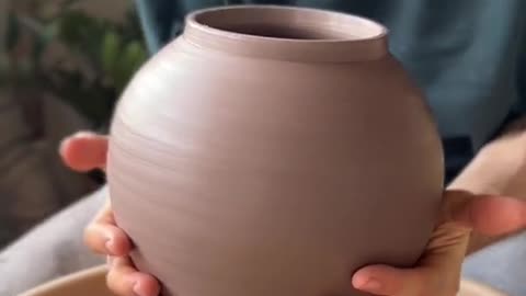 Another day another jar #pottery #asmr #satisfying