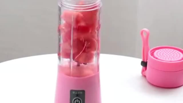 Mini Liquidificador Portátil