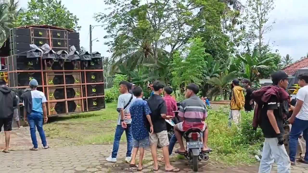 Karnaval brewog audio di Malang