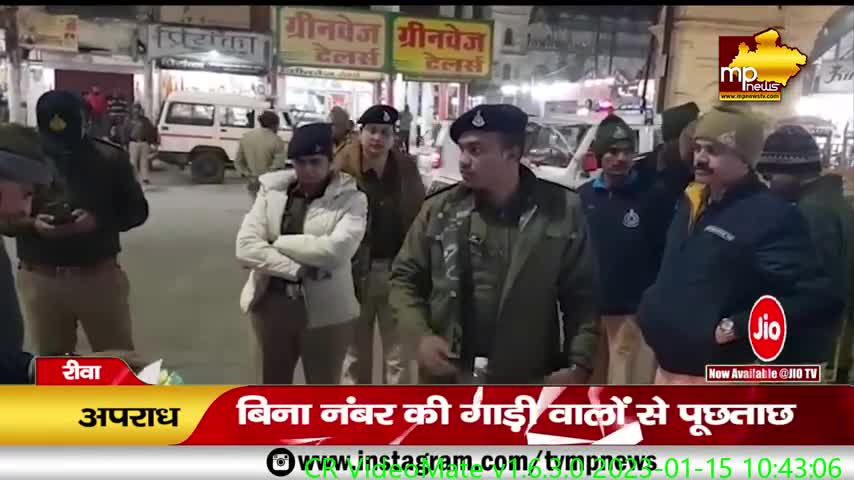 शहर की गलियों में रीवा पुलिस की पेट्रोलिंग, बेवजह घूमने वालों से की पूछताछ! MP News Rewa