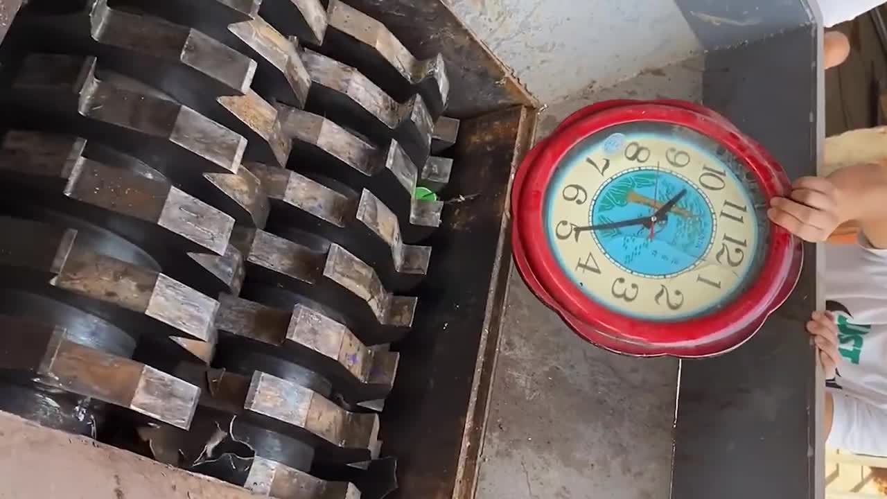 Crusher vs thickened iron pipe