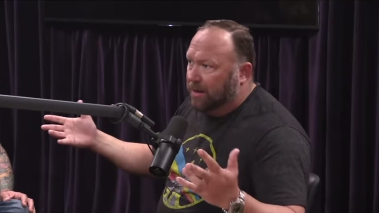 Alex Jones with Joe Rogan on Food and Women