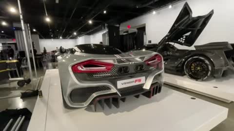 Can this v8 run better than this v16# Super Running # Men's Dream