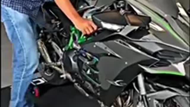 Kawasaki ninja😈