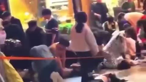 Wszystkie serca zatrzymały się na raz = MOZE SA ZASZCZEPIENI