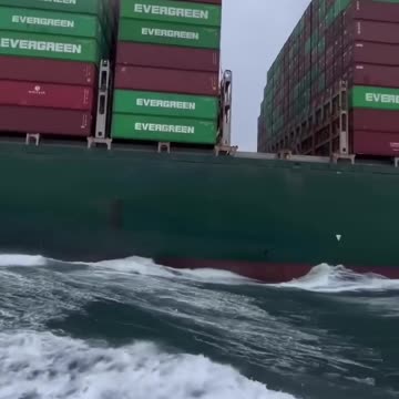 Evergreen ship 😍😍😍 #short #evergreen #biggestship #amazing