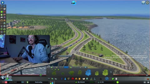 WE FINALLY GOT AN AIRPORT - Cities: SKylines Episode 10