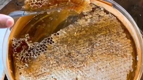 Fresh honey is so satisfying