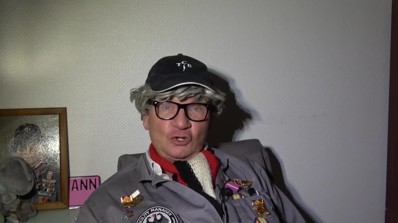 November 24, 2023....THE BUNDESFACILITYMANAGER ...🇩🇪 🇦🇹 🇨🇭 😎 WIR 😎 TUBE 😎 👉 HAUPTWASCHGANG 👈.....😎