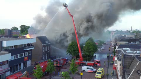 See the moment of an explosion in a house