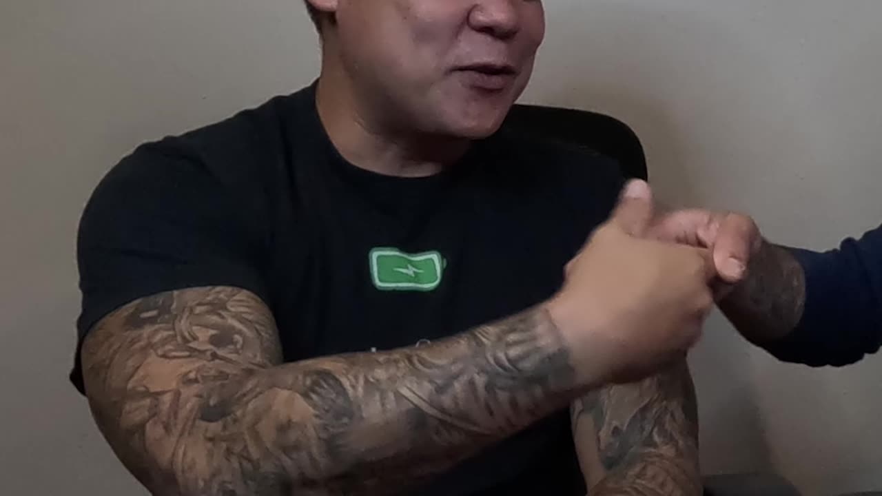 Ear Me Out Ep.3: Hand Shake