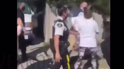 BREAKING: Angry Canadians corner Justin Trudeau and say 'Take my jab up your a**' 🚨 🔊sound ...🔥