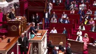 French PM survives no-confidence vote in parliament