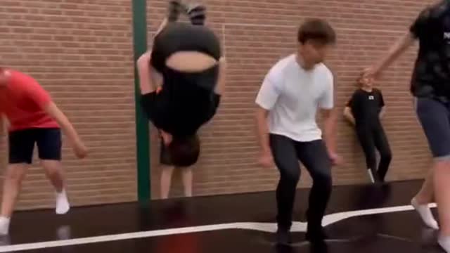 ülemaailmset olukorda. Mängijad saavad võidelda