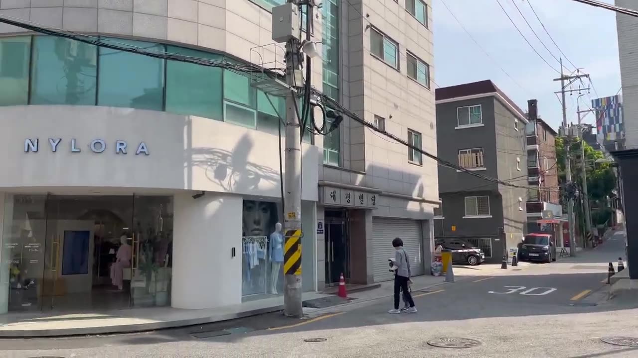 Walking 10 min in hannam | Cafés and Galleries | Seoul Country South Korea