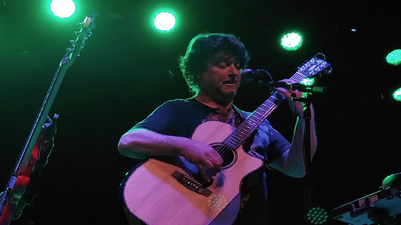 Keller Williams - LIVE @ Iron City (Victory Song)