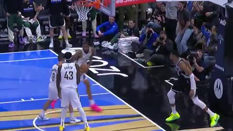 Antetokounmpo and Lillard: Magical Connections! Spectacular Alley-oop! #NBA