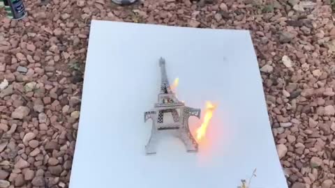 Fire creates realistic art