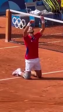 ANCHE N.DJOKOVIC HA SAPUTO BENE CHI RINGRAZIARE,