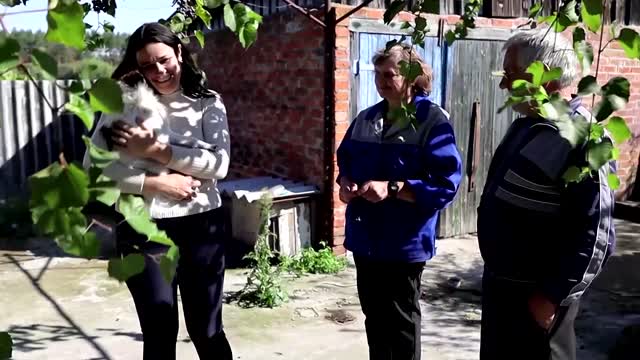 Watch this Ukrainian family’s reaction as they return home