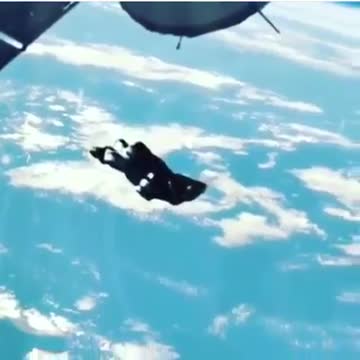 13000 years old ALIEN SATELLITE in Earth's ORBIT?!?!?! #Disclosure 👉👉👉 Follow me