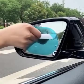 Car Looking Glass Cleaner