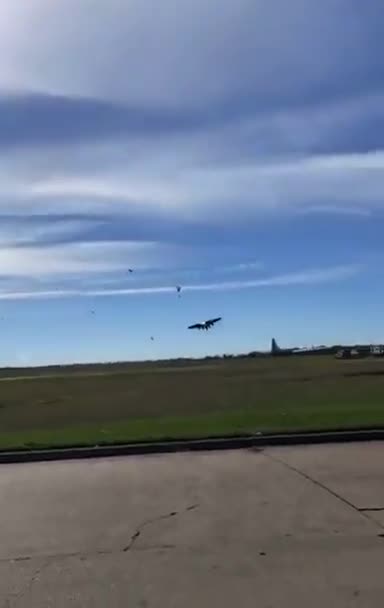 Dallas Air Show Mid Air B17 Collision