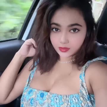 Guys Comment How's My New Top Looking ❤️‍🔥 | Lovely Ghosh Goa Trip 😍