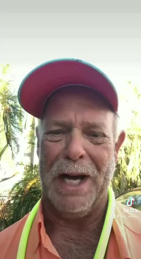 Florida man praises DeSantis and goes off on Biden!