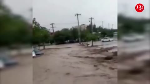 Heavy flood in Iranian city of Mashhad: 7 dead, many injured