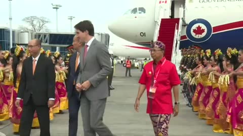 Canadian Prime Minister Justin Trudeau arrives in Bali for G20 summit _ AFP